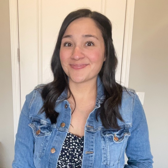 Meet Your Posher, Sandra Karen💜 - Picture 1 of 1